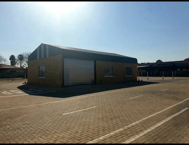 160M² BUSINESS FOR SALE IN MINNEBRON